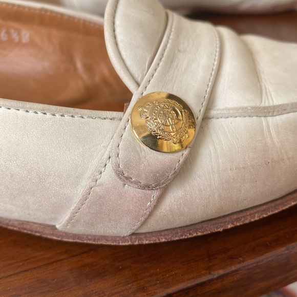 Ralph Lauren Ivory Leather loafers with logo button size 6 1/2 Women’s - Picture 9 of 10